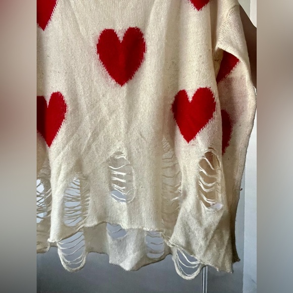 Distressed cream heart cardigan - Picture 3 of 4